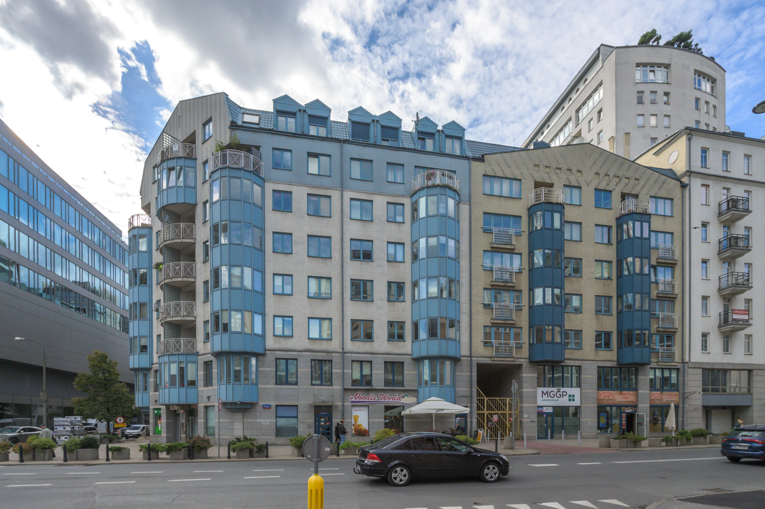 Zdjęcie architektury budynku Budynek mieszkalno-usługowy